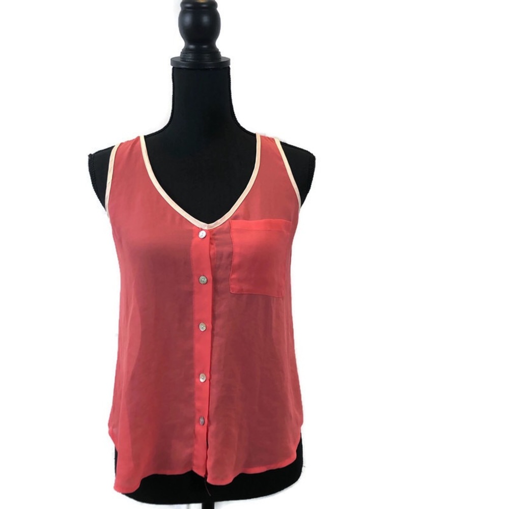 Margo and Sebastian peach top